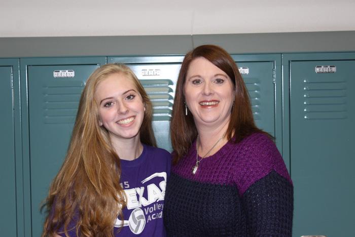 Sophomore Kay Graham “[doesn’t] mind at all” that her mom, Jean Graham, Pre-AP algebra and Pre-AP calculus teacher, works at AHS.
